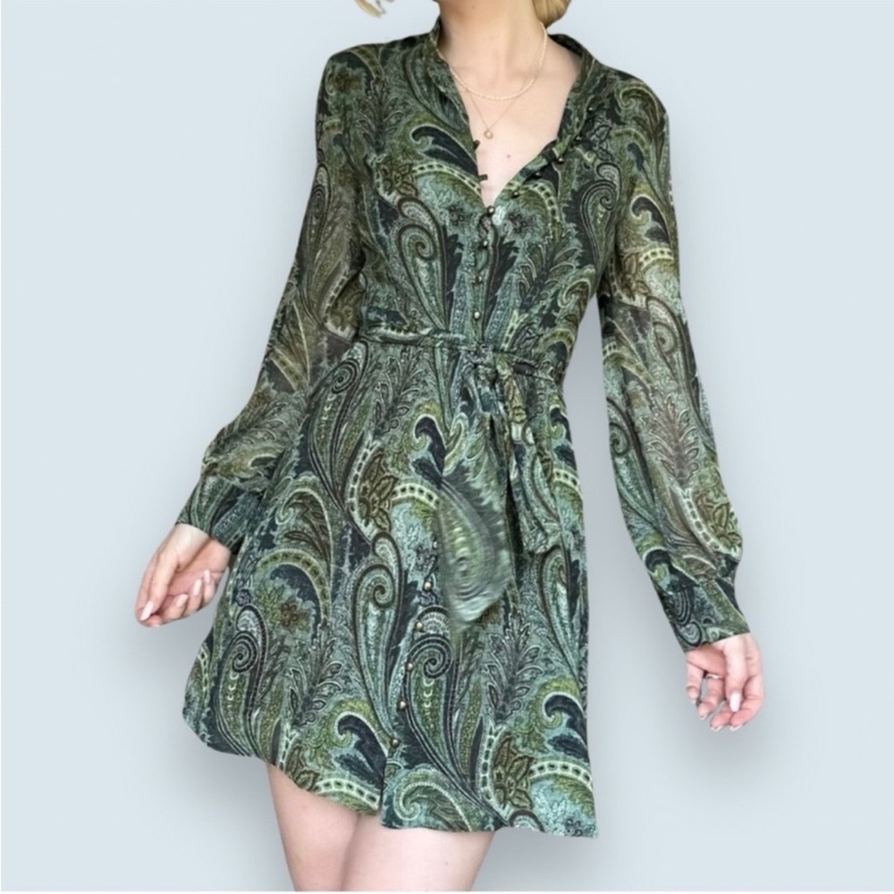 Elegant Green Paisley Dress - Picture 5 of 7